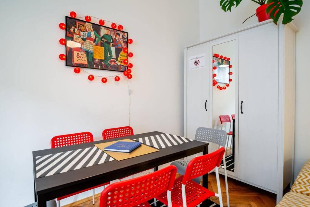 קרקוב Blue Peace-Apartment With Free Parking In Center For 1-6 People מראה חיצוני תמונה