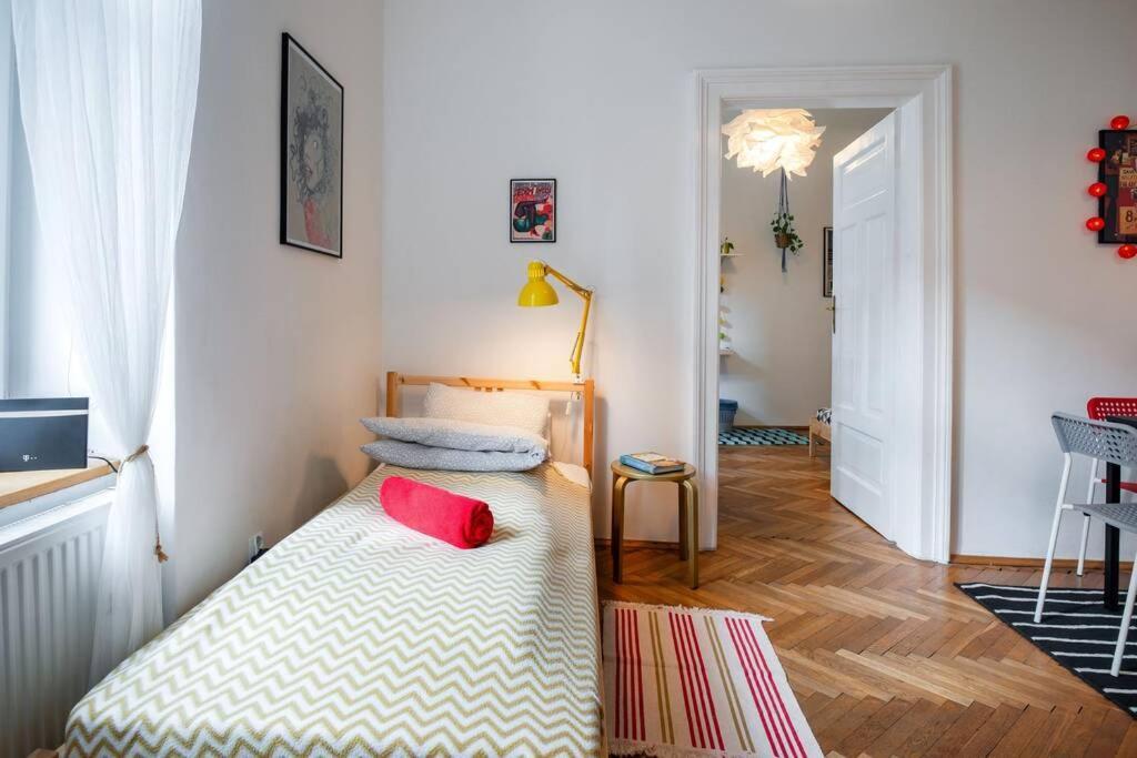קרקוב Blue Peace-Apartment With Free Parking In Center For 1-6 People מראה חיצוני תמונה