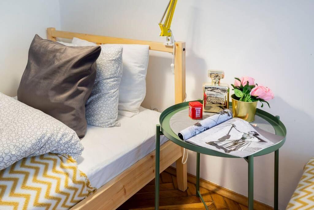 קרקוב Blue Peace-Apartment With Free Parking In Center For 1-6 People מראה חיצוני תמונה